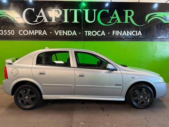 CHEVROLET ASTRA 2.0 MPFI ADVANTAGE 8V FLEX 4P MANUAL